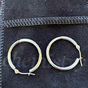 10k white gold hoops